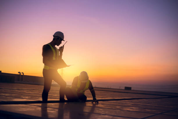 Roof Gutter Cleaning in Lost Hills, CA